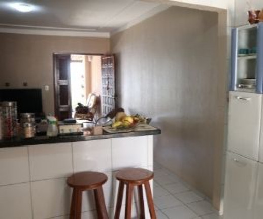Imagem Casa com 3 Quartos à Venda,  em Lagoa Redonda - Fortaleza