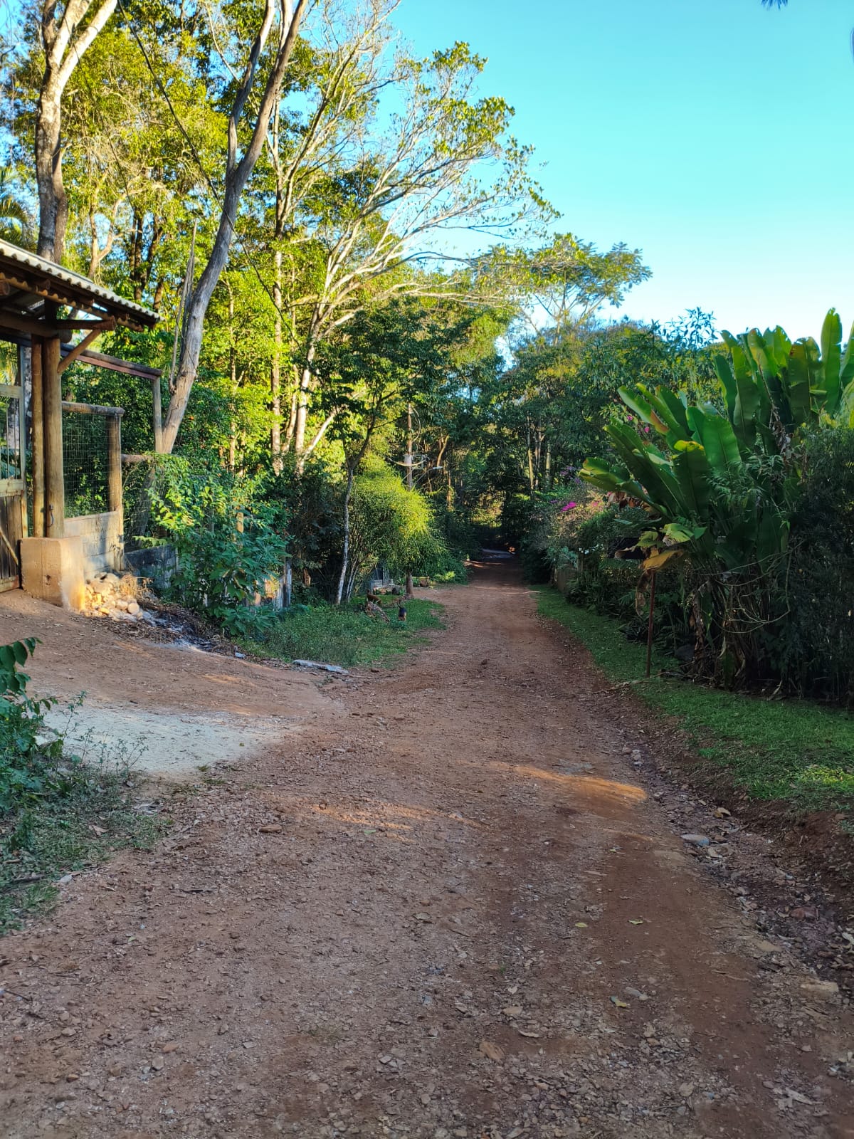 Foto do imóvel: Terreno à Venda, 2.000 m² em Recanto da Aldeia - Brumadinho