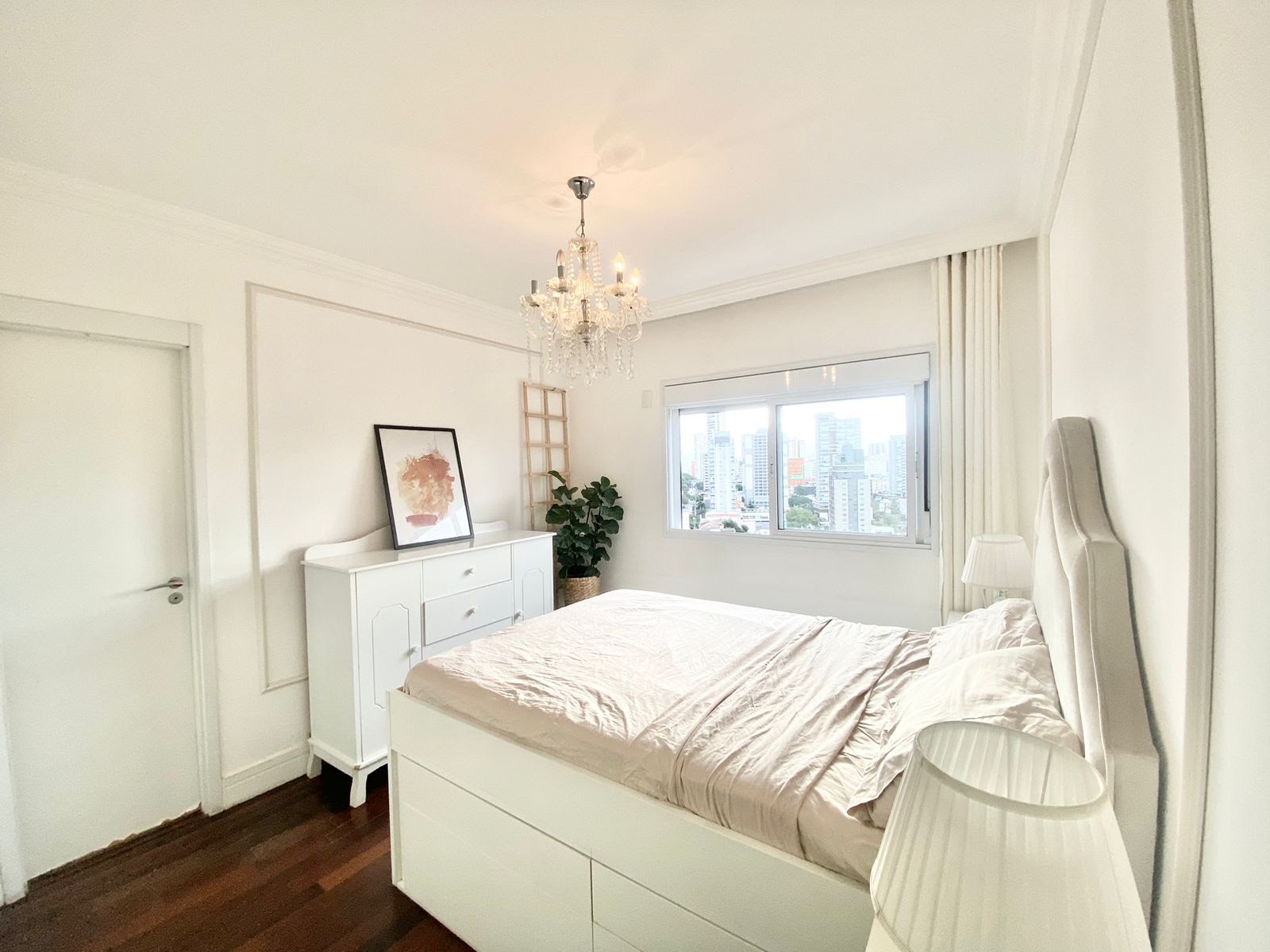 Imagem Apartamento com 4 Quartos à Venda, 214 m²em Vila Mariana - São Paulo