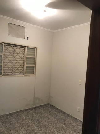 Imagem Casa com 3 Quartos à Venda,  em Presidente - Araçatuba