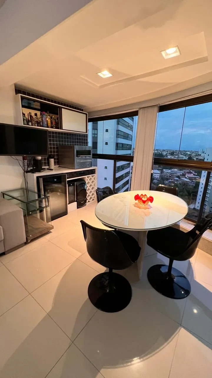 Imagem Apartamento com 4 Quartos à Venda, 172 m² em Monteiro - Recife