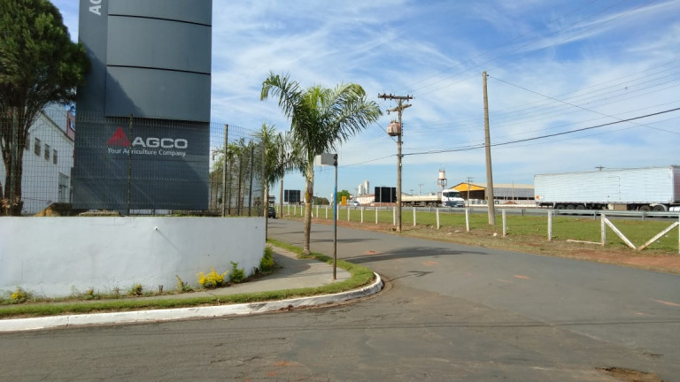 Imagem Galpão para Alugar, 4 m² em Vila Belmiro - Pirassununga