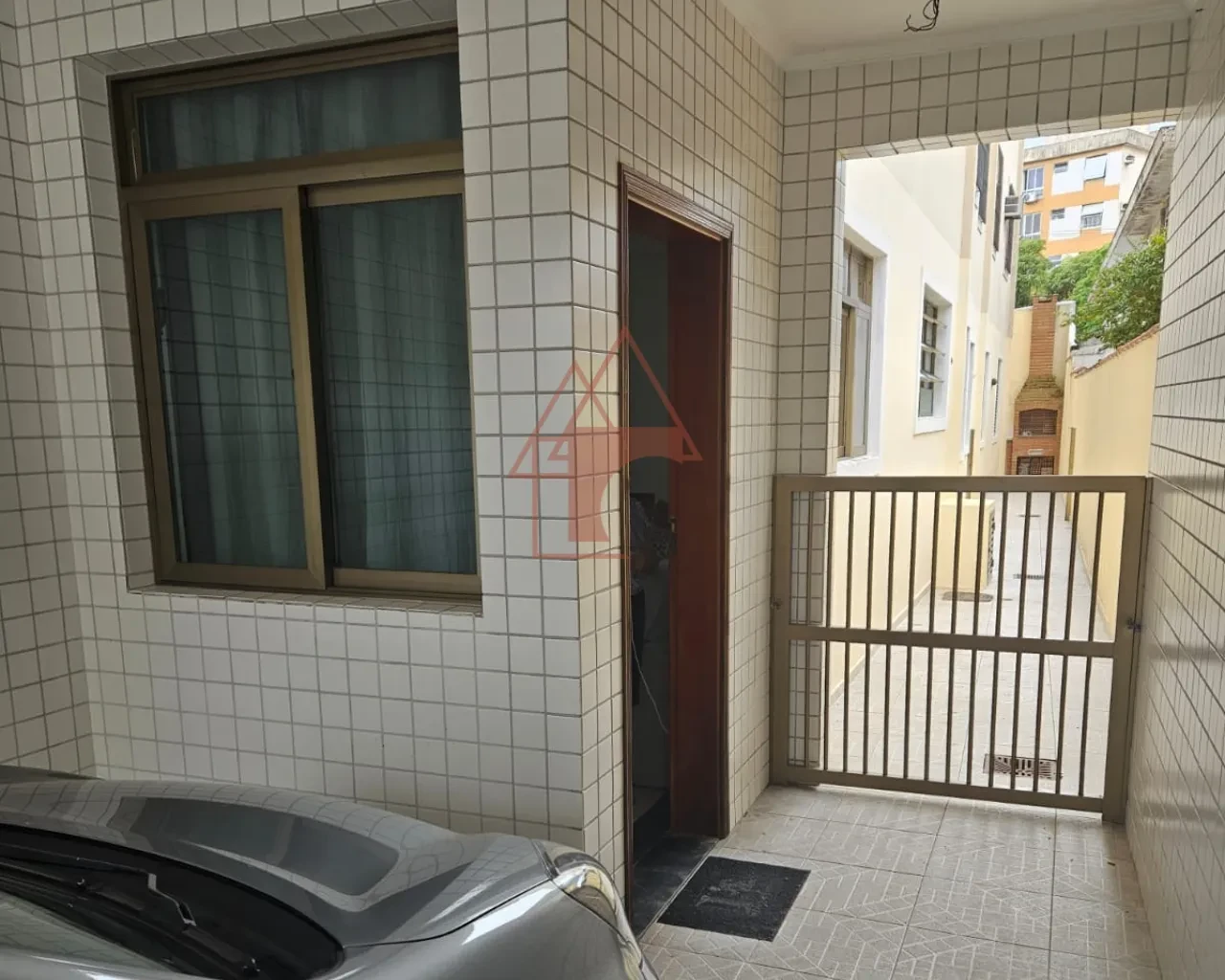 Imagem Casa com 3 Quartos à Venda, 112 metros em Embaré - Santos