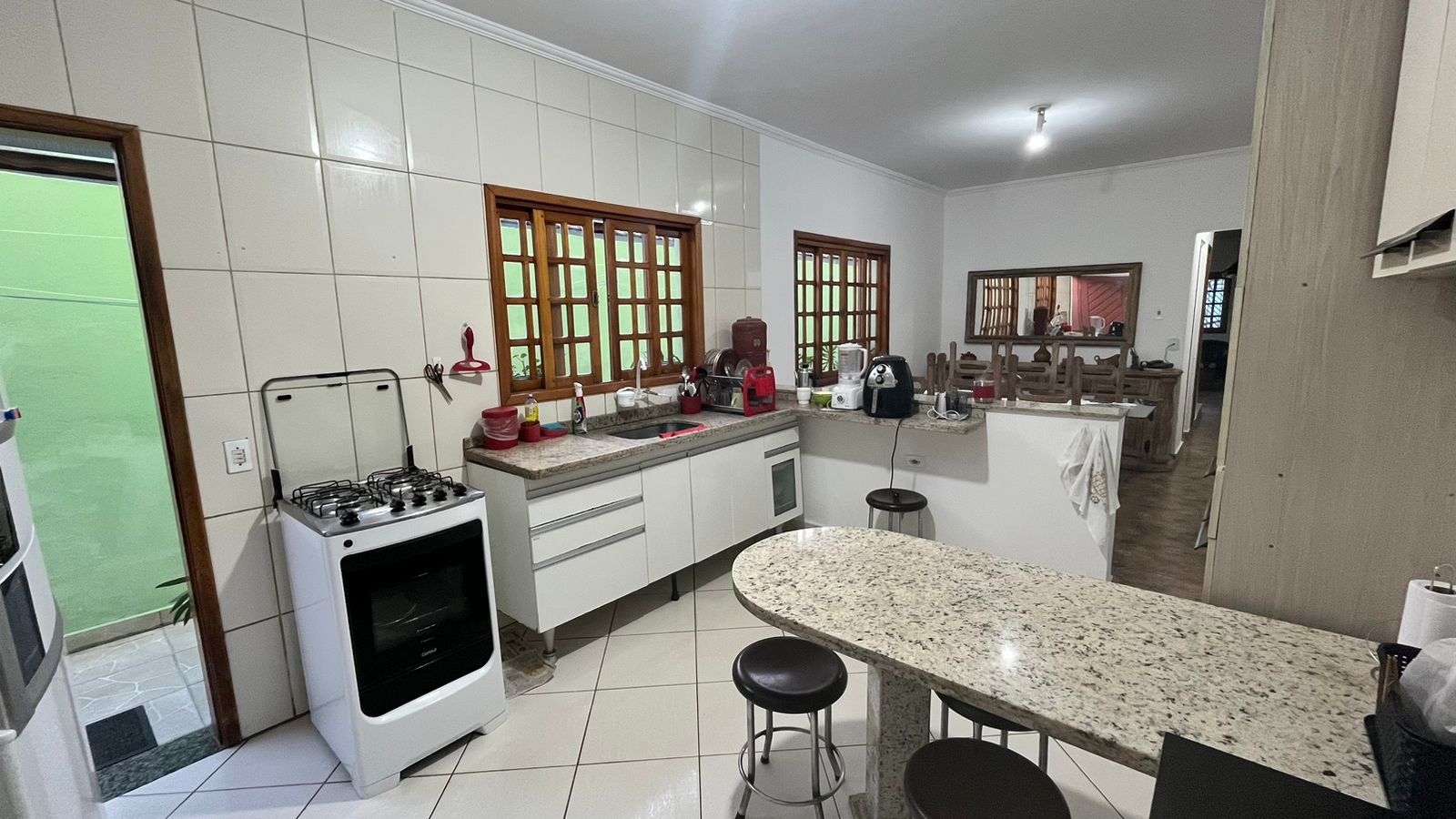 Imagem Casa com 4 Quartos à Venda, 182 m²em São Luiz (Polvilho) - Cajamar