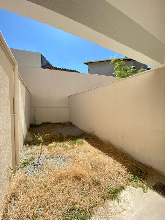 Imagem Casa com 2 Quartos à Venda, 68 m² em Lagoinha Leblon (Venda Nova) - Belo Horizonte