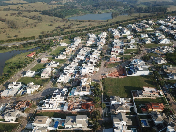 Imagem Terreno em Condomínio à Venda, 700 m²em Medeiros - Jundiaí