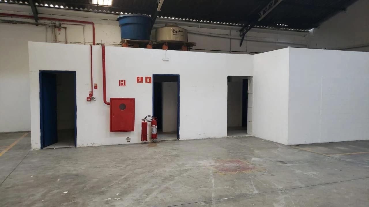 Foto do imóvel: Galpão para Alugar, 3.247 m² em Vila Ribeiro de Barros - São Paulo