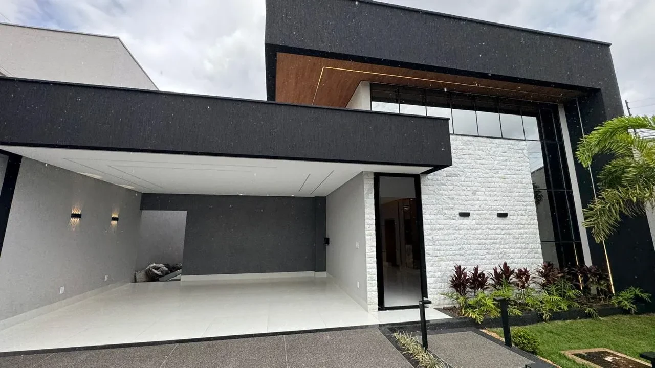 Imagem Casa com 4 Quartos à Venda, 223 metro em Moinho dos Ventos - Goiânia