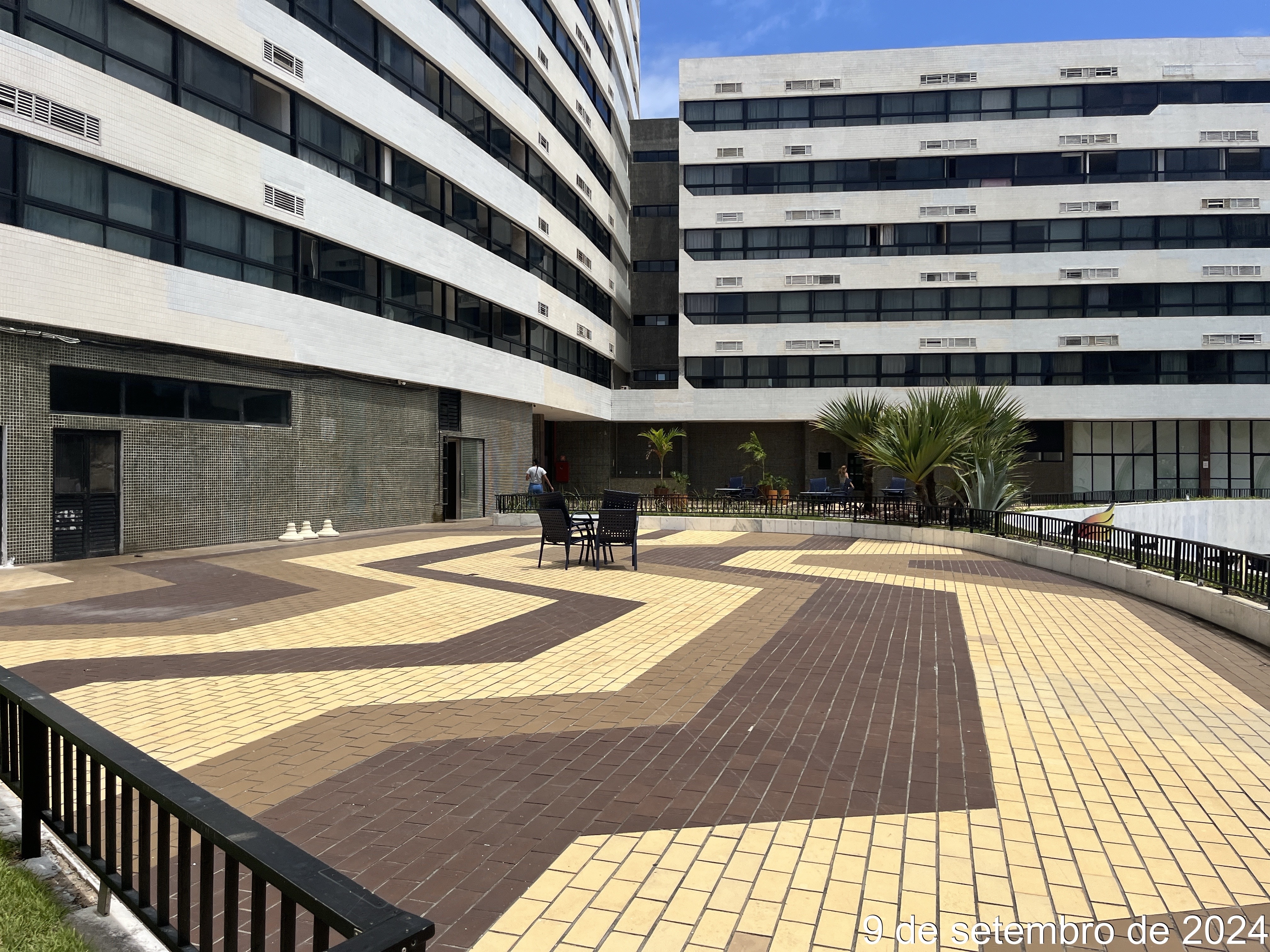 Imagem Apartamento com 2 Quartos à Venda, 65 m²em Ondina - Salvador