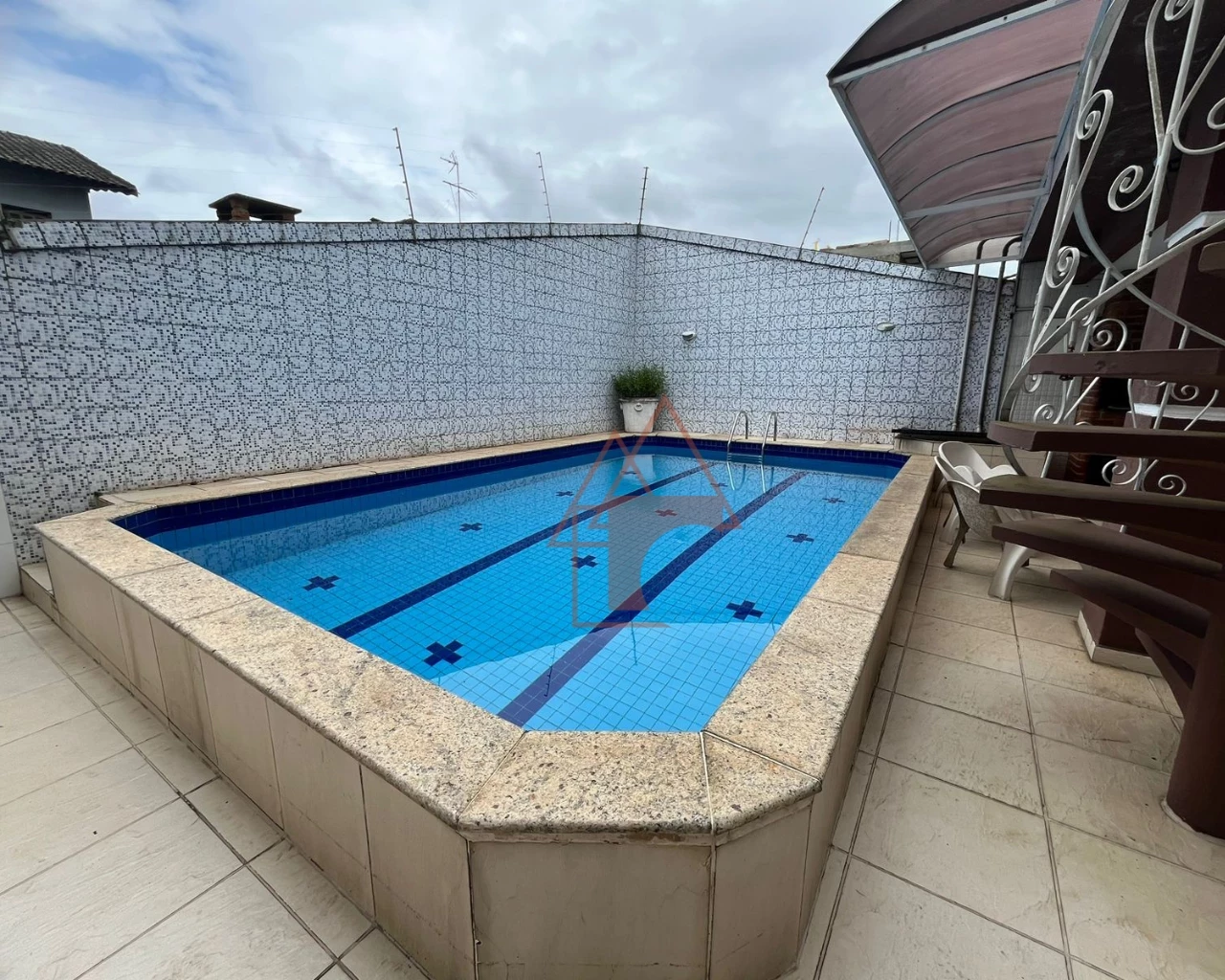 Imagem Casa com 4 Quartos à Venda, 233 m² em Vila Ponte Nova - Cubatão