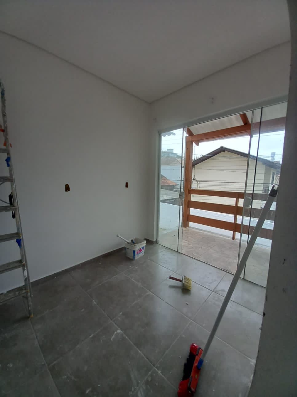 Imagem Sobrado com 2 Quartos à Venda, 80 m²em Cachoeira do Bom Jesus - Florianópolis