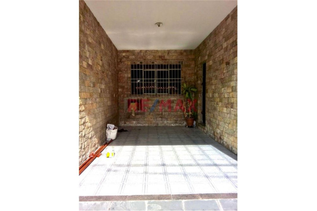Casa com 3 Quartos à Venda, 130 m² em Venda da Cruz - Niterói