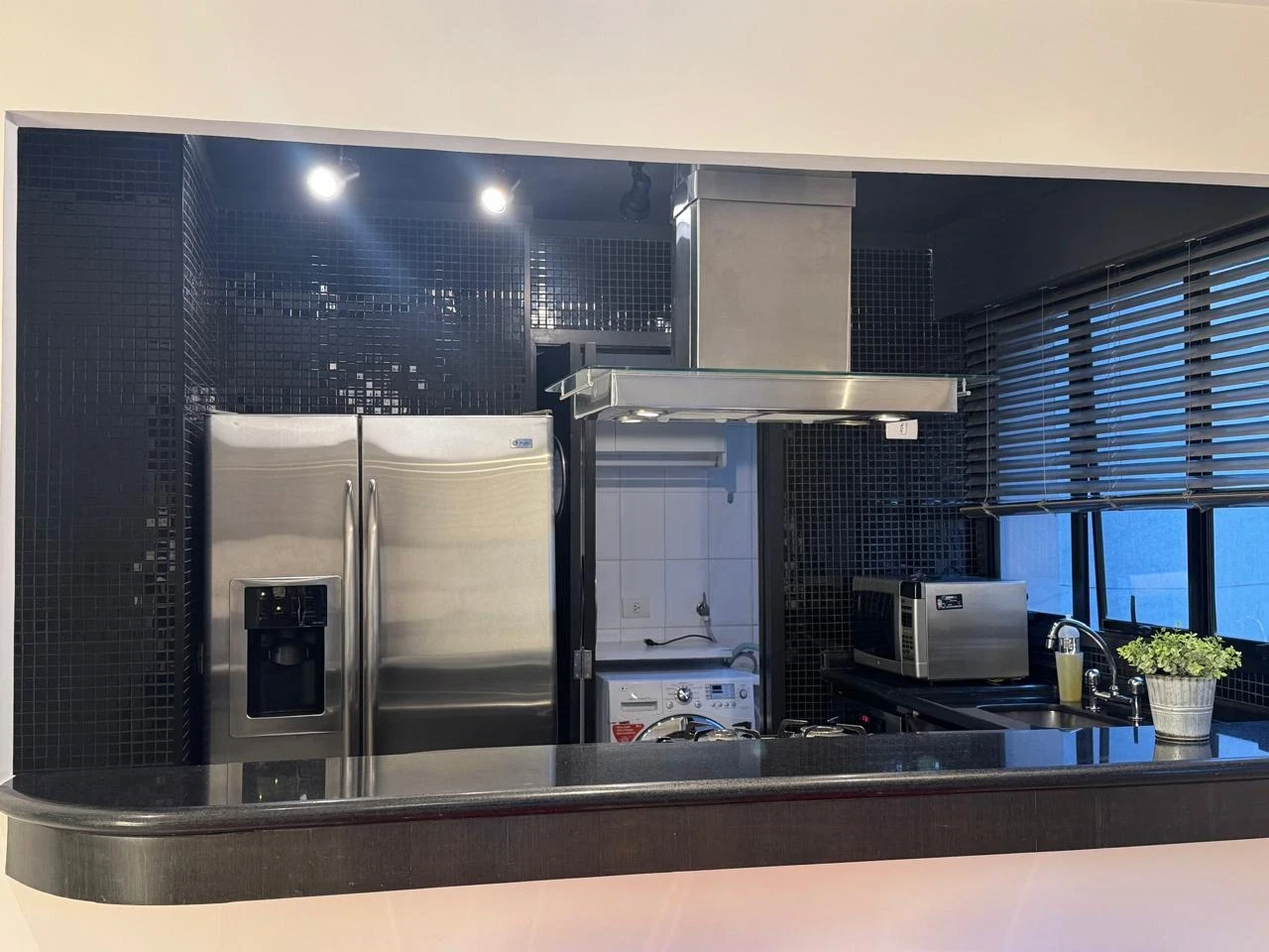 Foto do imóvel: Apartamento com 1 Quarto para Alugar, 80 m² em Vila Olímpia - São Paulo