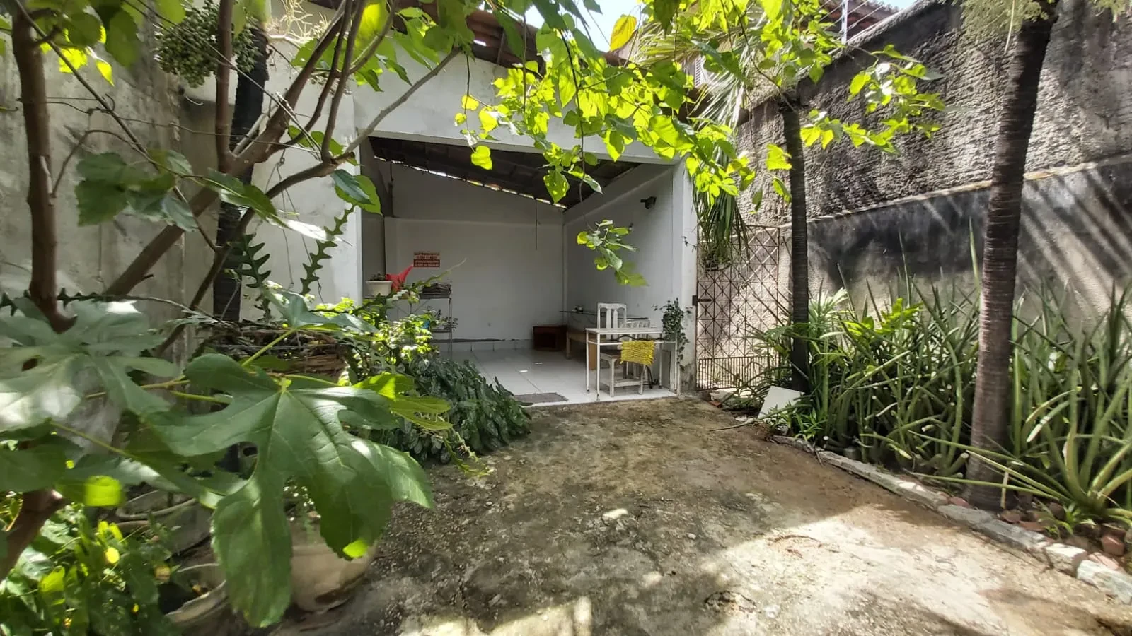Imagem Casa com 2 Quartos à Venda, 150 metros em Cidade dos Funcionários - Fortaleza