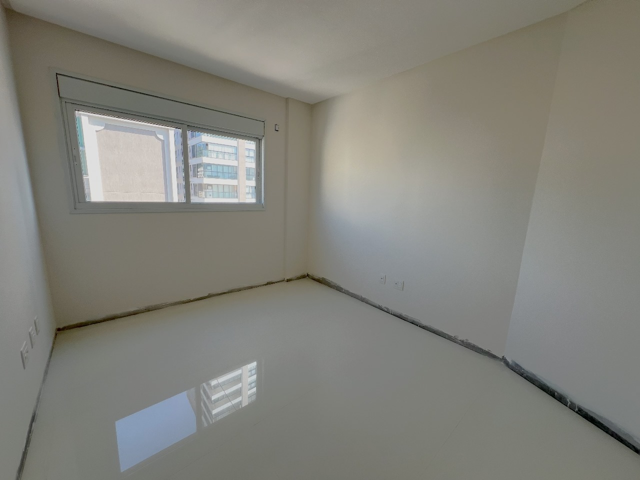 Imagem Apartamento com 4 Quartos à Venda, 197 m² em Centro  - Itapema