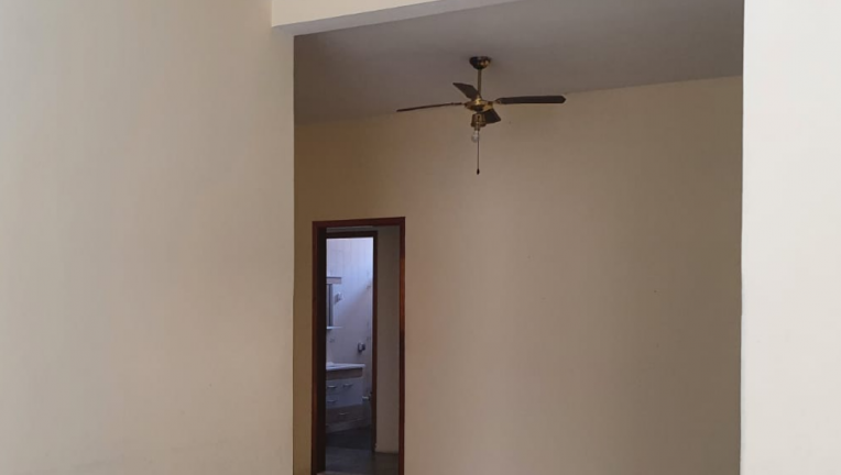 Imagem Casa com 3 Quartos à Venda, 306 m² em Vila Canevari - Cruzeiro