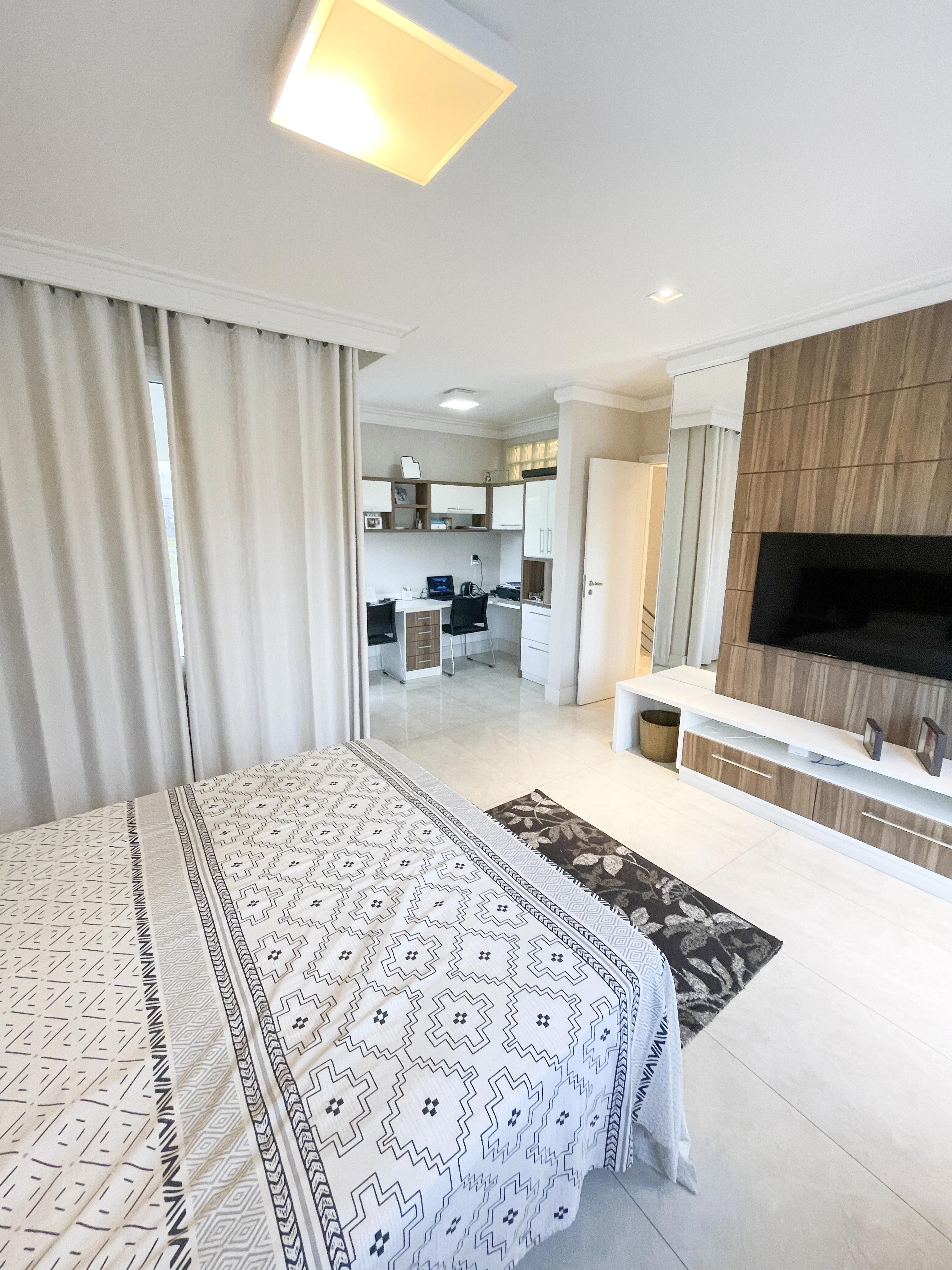 Foto do imóvel: Casa de Condomínio com 4 Quartos à Venda, 350 m² em Jacuhy - Serra