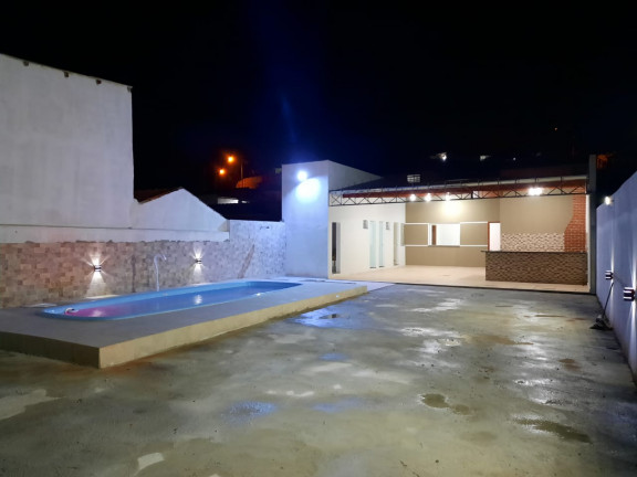 Chácara com 3 Quartos à Venda, 300 m² em Embauzinho  - Cachoeira Paulista