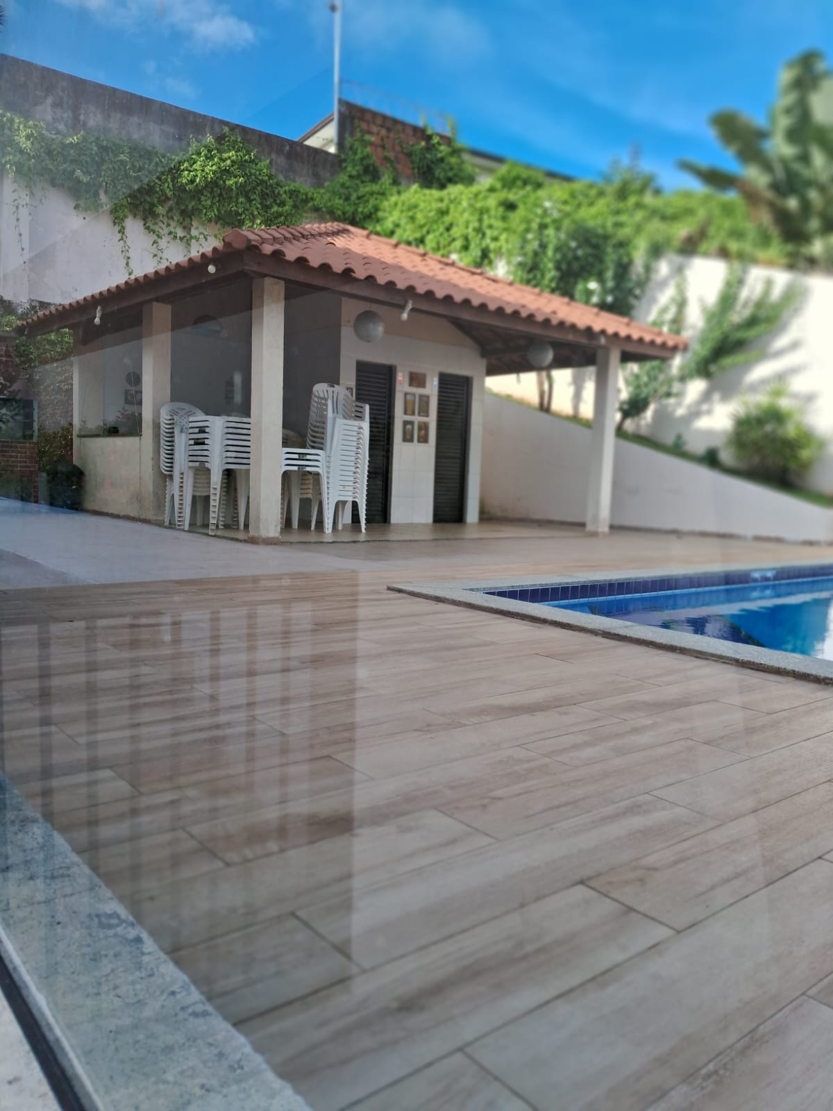 Imagem Casa de Condomínio com 4 Quartos para Alugar, 165 m²em Pituaçu - Salvador