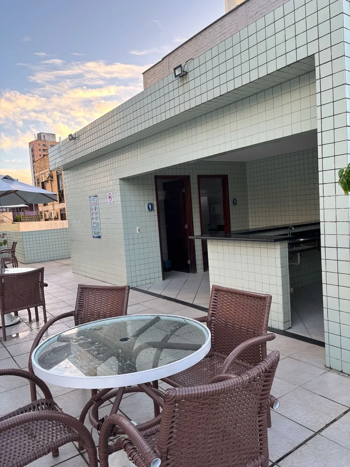 Imagem Flat com 2 Quartos à Venda, 56 metros em Ponta Negra - Natal