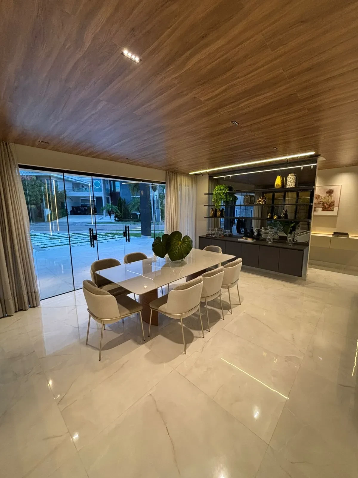 Foto do imóvel: Casa de Condomínio com 5 Quartos à Venda, 400 m² em Parque do Jiqui - Parnamirim