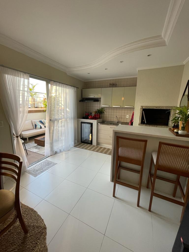 Imagem Cobertura com 3 Quartos à Venda, 320 m²em Michel - Criciúma