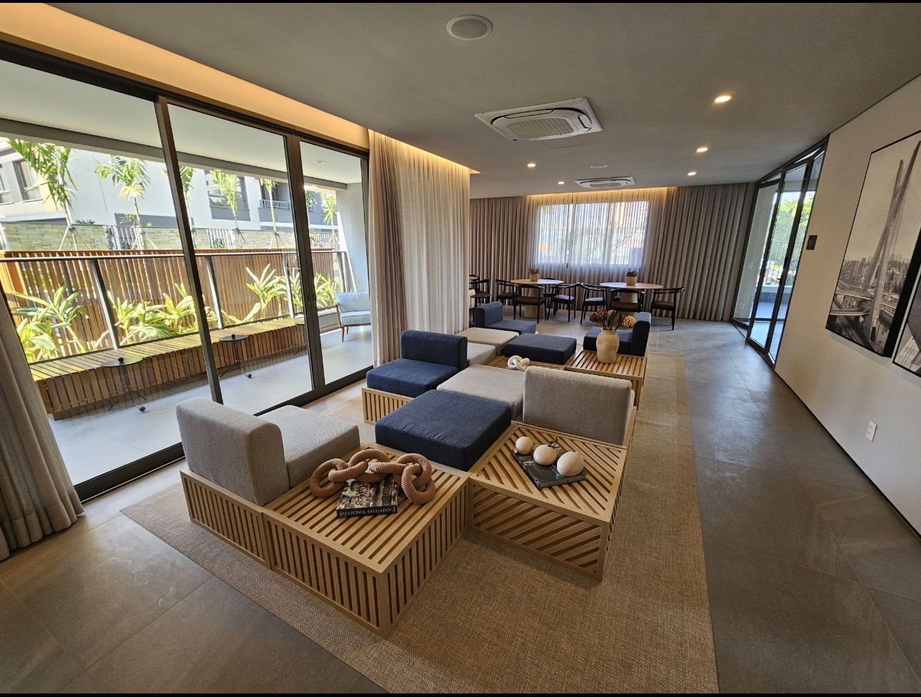 Imagem Apartamento com 4 Quartos à Venda, 210 m²em Campo Belo - São Paulo