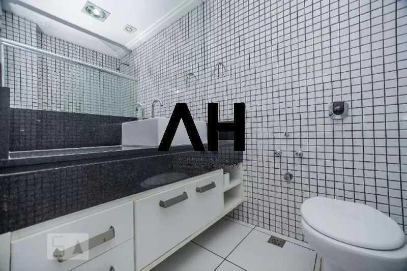 Imagem Apartamento com 2 Quartos à Venda, 70 m²em Icaraí - Niterói