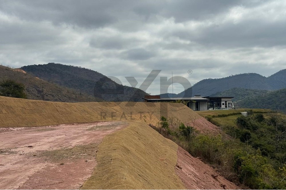 Foto do imóvel: Terreno à Venda, 20.346 m² em Pedro do Rio - Petrópolis