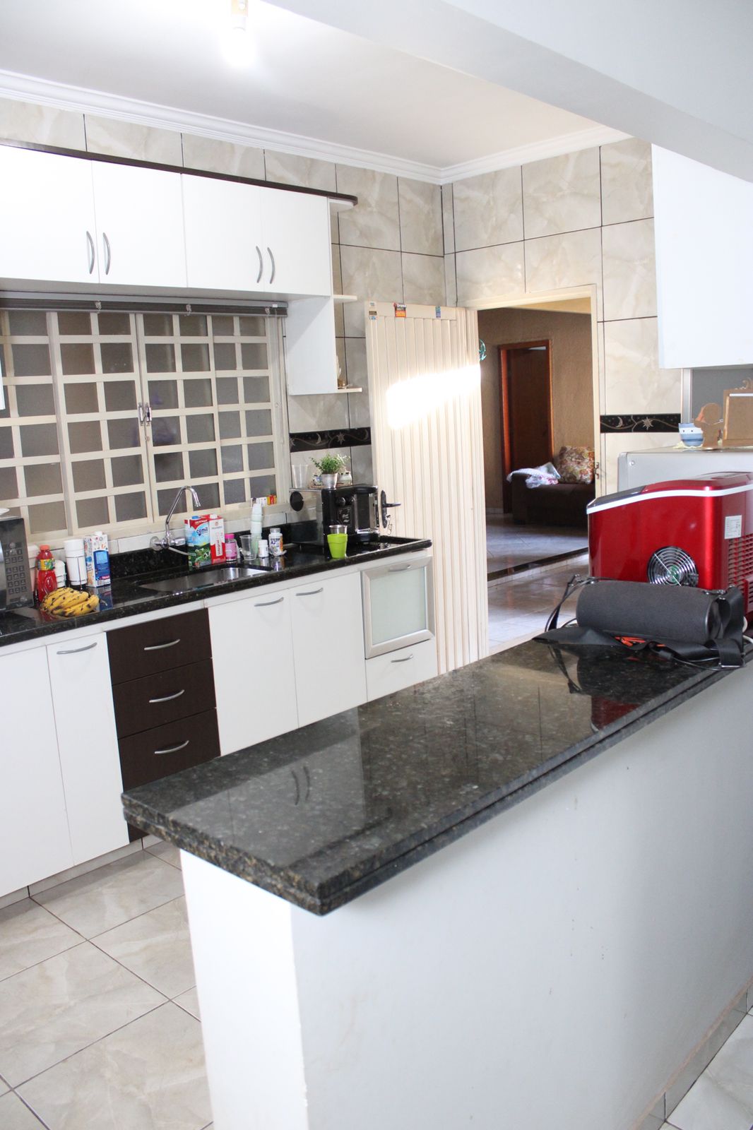 Imagem Casa com 4 Quartos à Venda, 270 m²em Jardim Clarissa - Goiânia