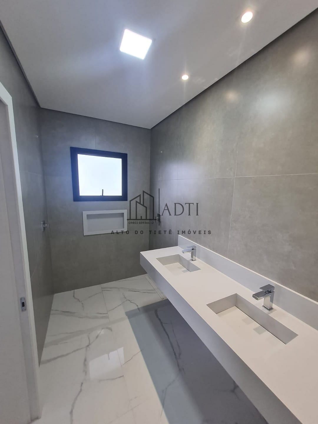 Imagem Casa de Condomínio com 3 Quartos à Venda, 205 m² em Cézar de Souza - Mogi das Cruzes