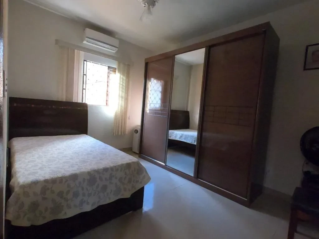 Imagem Casa com 2 Quartos à Venda, 100 m² em Planalto - Belo Horizonte