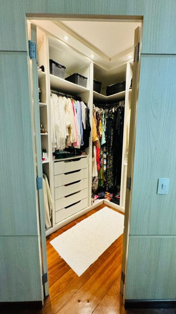 Imagem Apartamento com 3 Quartos à Venda, 157 m² em Vila Assunção - Santo André