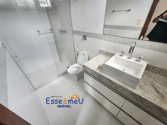 Imagem Casa de Condomínio com 4 Quartos à Venda, 300 m² em Jardins Madri - Goiânia
