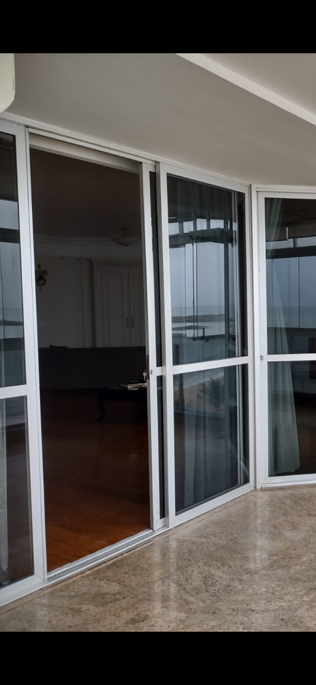 Imagem Apartamento com 4 Quartos à Venda, 250 m²em Praia da Costa - Vila Velha