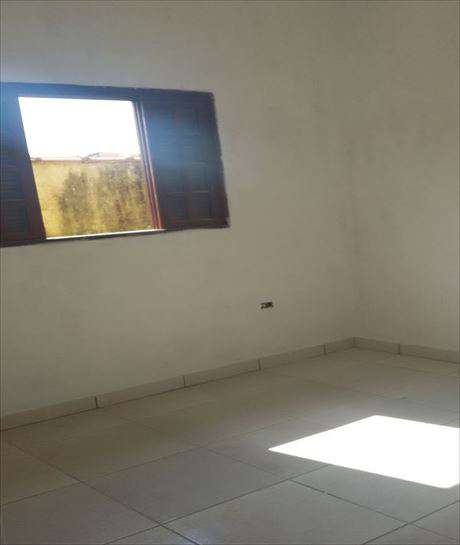 Imagem Casa com 2 Quartos à Venda, 80 m² em Itanhaém