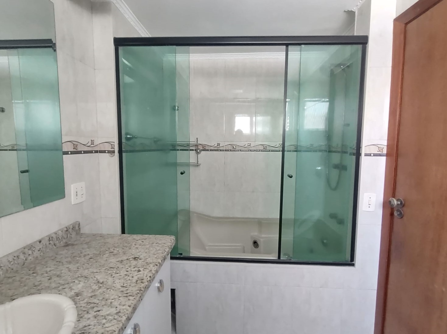 Imagem Apartamento com 3 Quartos à Venda ou Temporada, 136 m²em Vila Pompéia - São Paulo