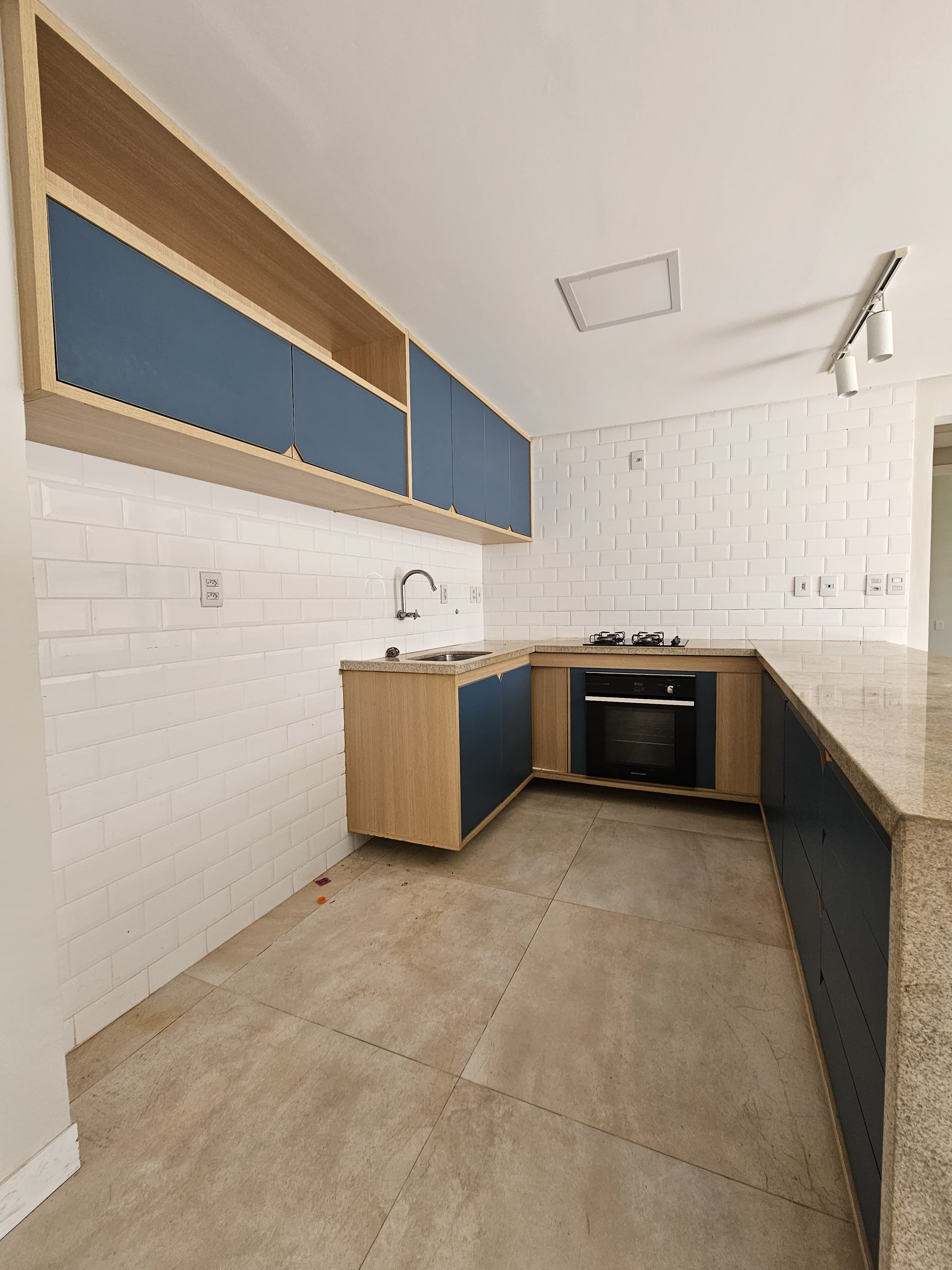 Imagem Apartamento com 2 Quartos à Venda, 123 m²em Portão - Lauro de Freitas