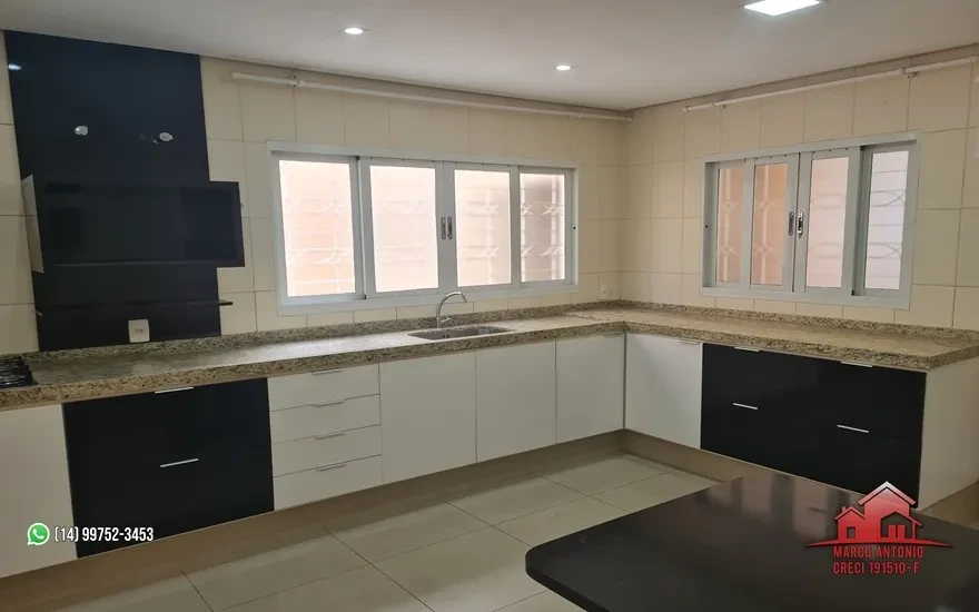 Imagem Sobrado com 4 Quartos à Venda, 367 m² em Jardim Estoril II - Bauru