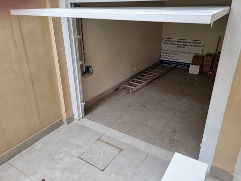 Imagem Sobrado com 3 Quartos à Venda, 239 m²em Vila Mariana - São Paulo