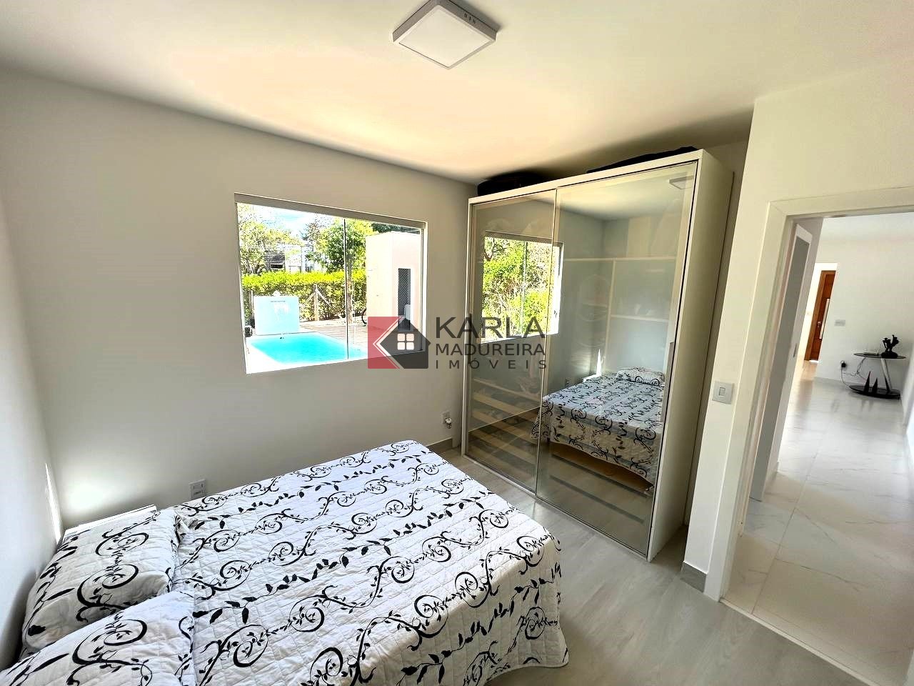 Imagem Casa de Condomínio com 4 Quartos à Venda, 183 m²em Estância das Petúnias - Lagoa Santa