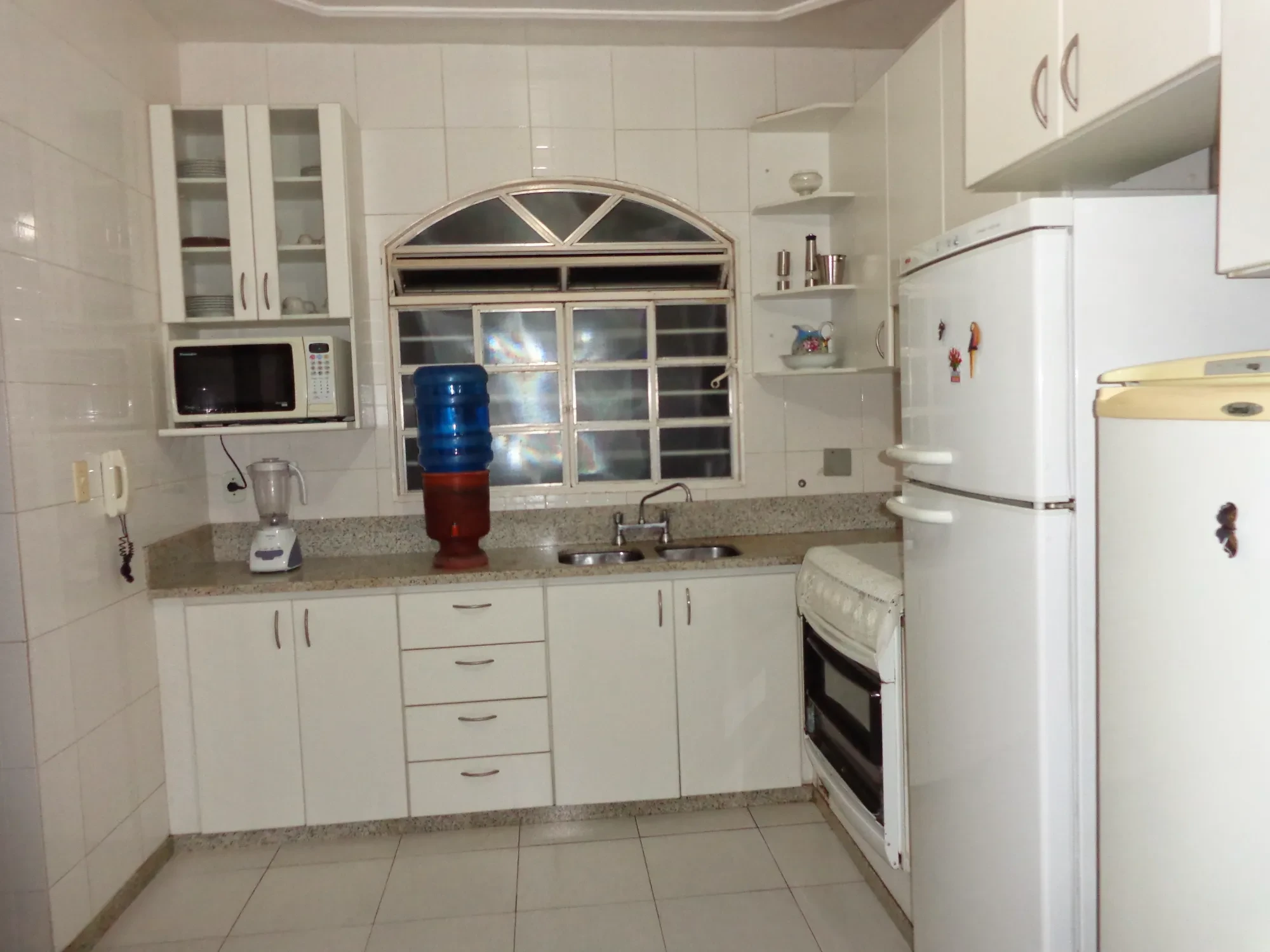 Imagem Casa com 4 Quartos à Venda, 250 m² em Barreiro - Belo Horizonte