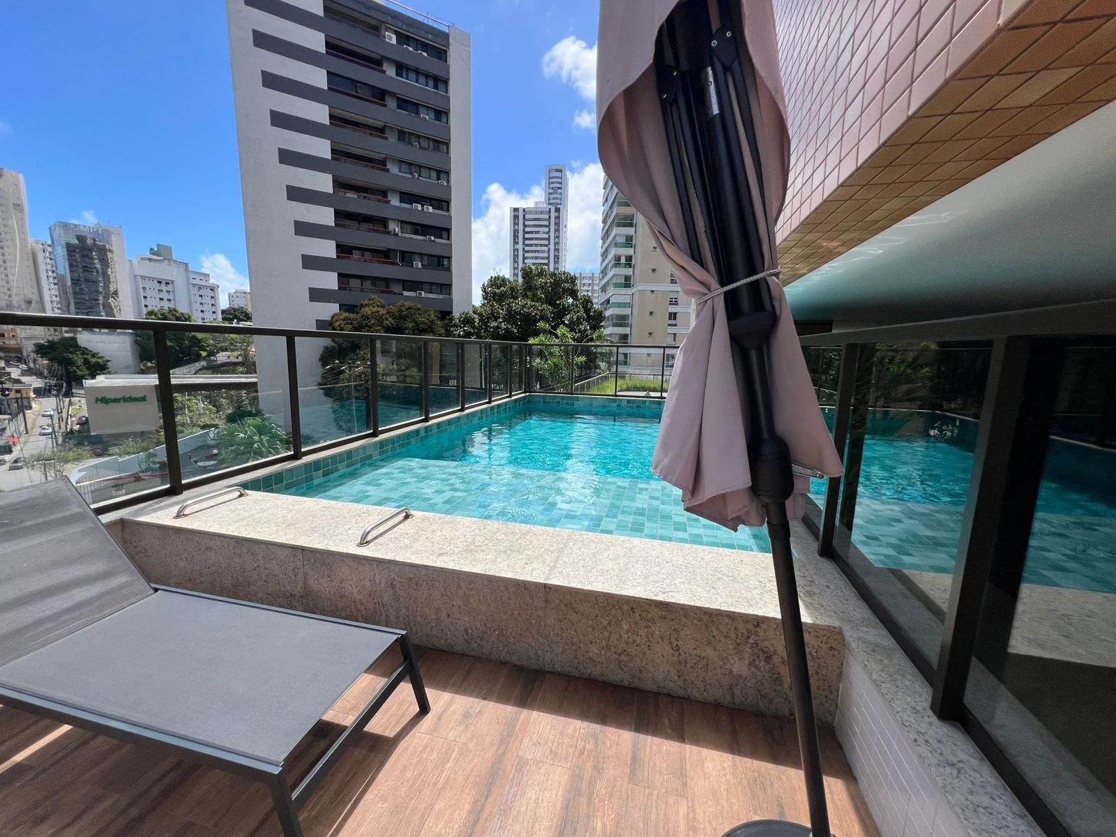 Imagem Apartamento com 1 Quarto para Alugar, 44 m² em Canela - Salvador