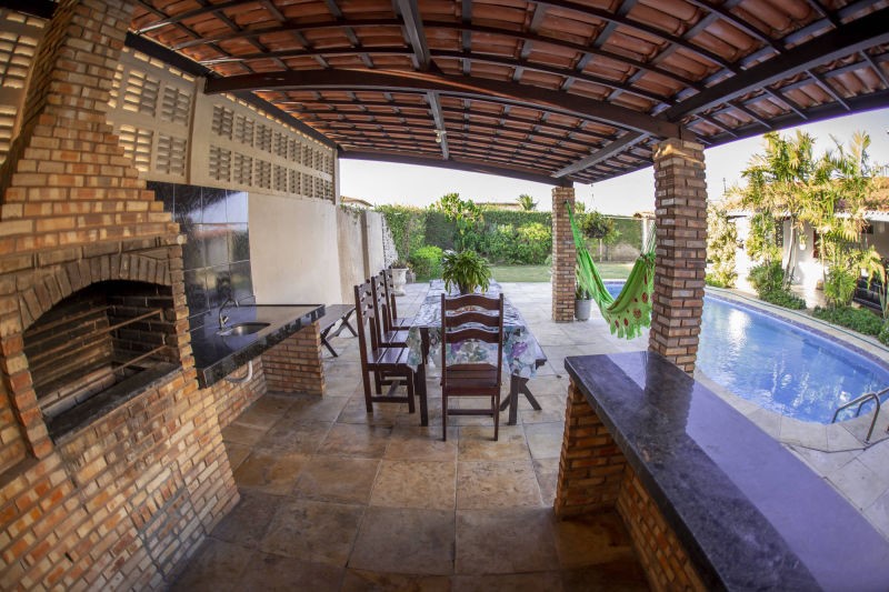 Imagem Casa com 6 Quartos à Venda, 412 m² em Pacheco - Caucaia