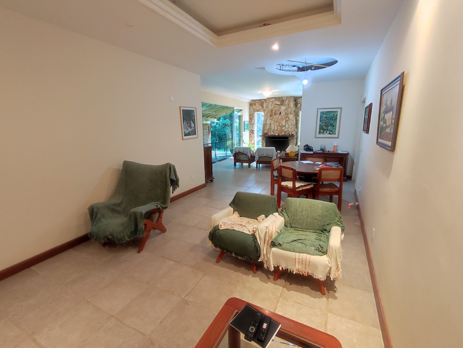 Imagem Chácara com 4 Quartos à Venda, 295 m²em Sousas - Campinas