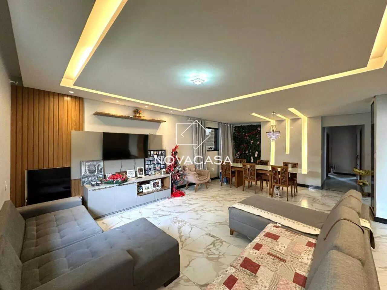 Foto do imóvel: Casa com 5 Quartos à Venda, 250 m² em Rio Branco - Belo Horizonte