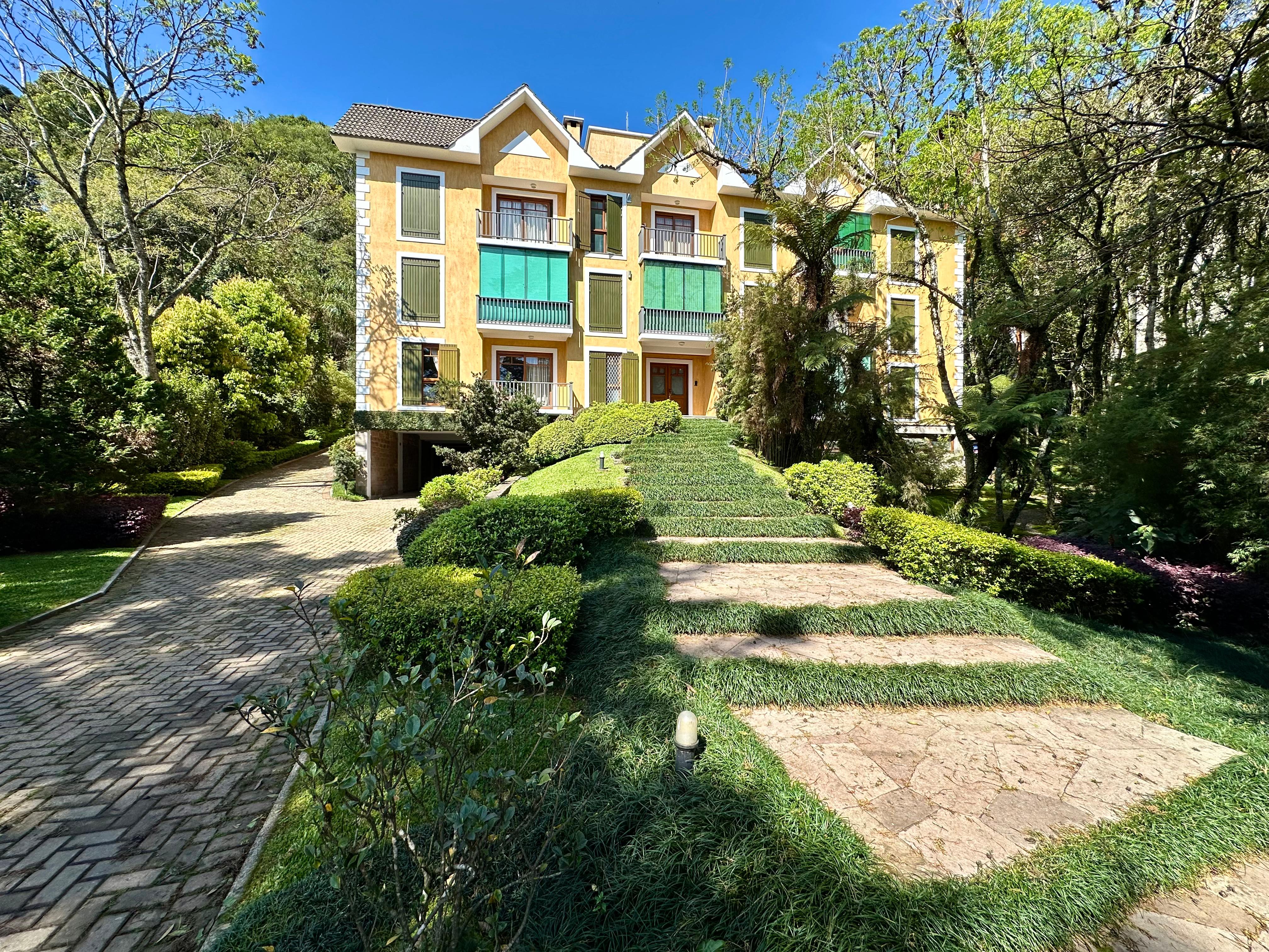 Apartamento com 1 Quarto à Venda, 73 m²em Planalto - Gramado