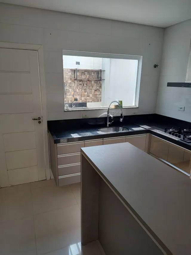 Imagem Sobrado com 3 Quartos à Venda, 110 m²em Vila Marina - Santo André