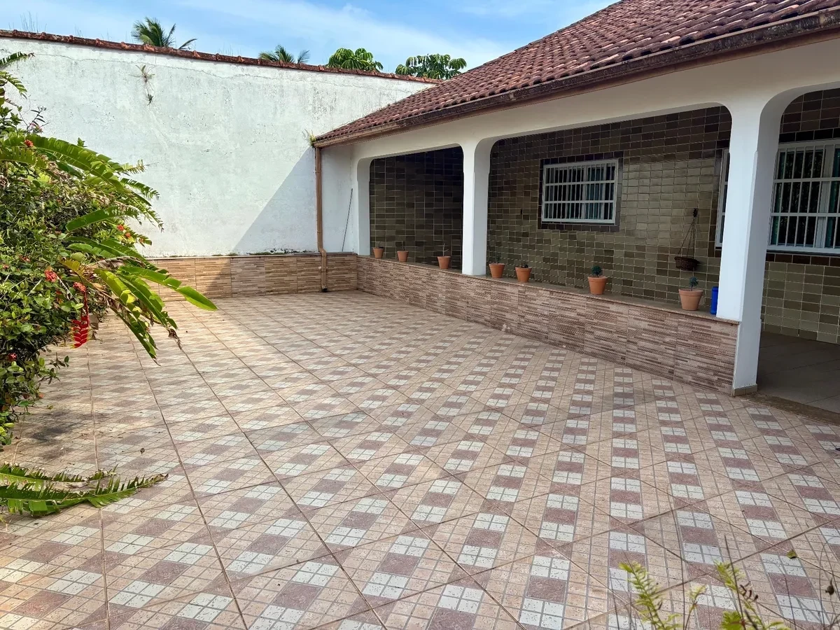Imagem Casa com 3 Quartos à Venda, 560 m² em Flórida Mirim - Mongaguá
