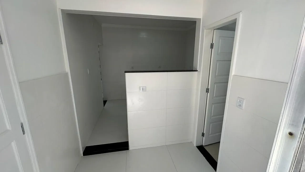 Imagem Sobrado com 2 Quartos à Venda, 98 m² em Macuco - Santos